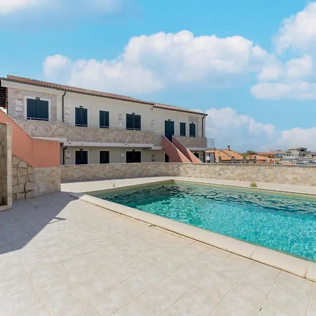 Pool, Air Conditioning, Parking * Valledoria (Sardinia)