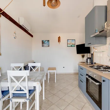 Pool, Air Conditioning, Parking Apartamento Valledoria (Sardinia)