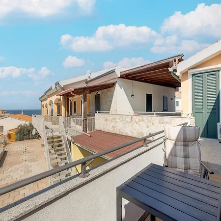 Pool, Air Conditioning, Parking Apartamento